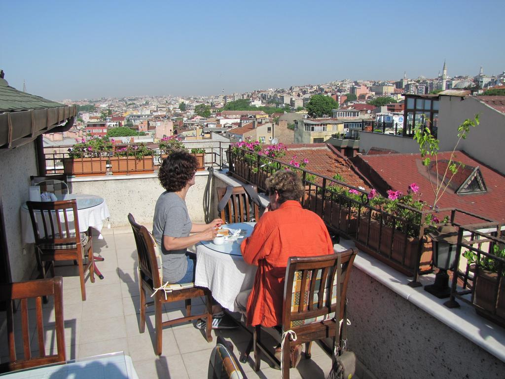 Deniz Houses Istanbul Exterior photo